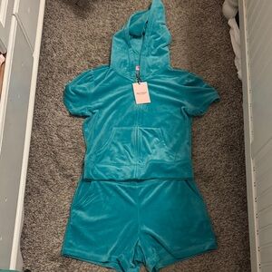 NWT juicy couture set size medium